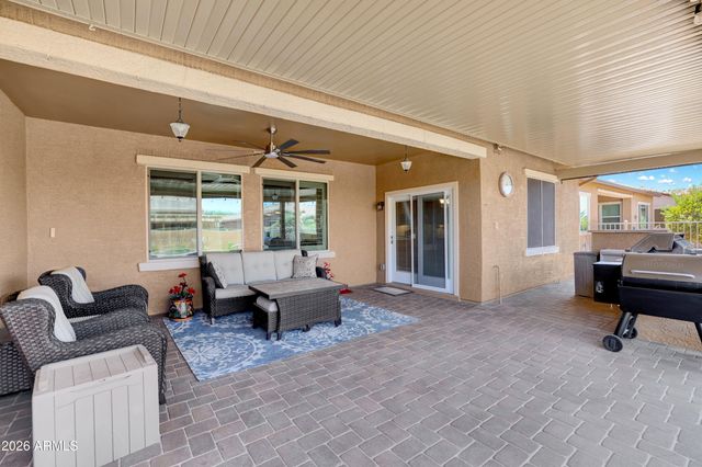 42104 W SOLITARE Drive, Maricopa, AZ 85138