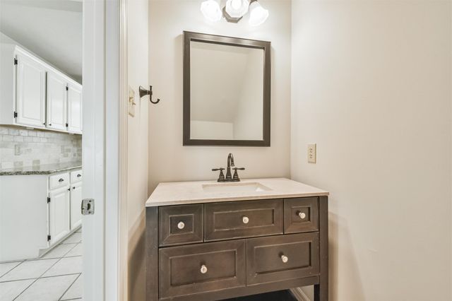 3414 Kings Mountain Drive, Kingwood, TX 77345