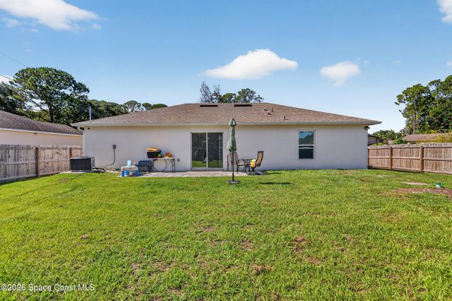 1207 Waffle Street SE, Palm Bay, FL 32909
