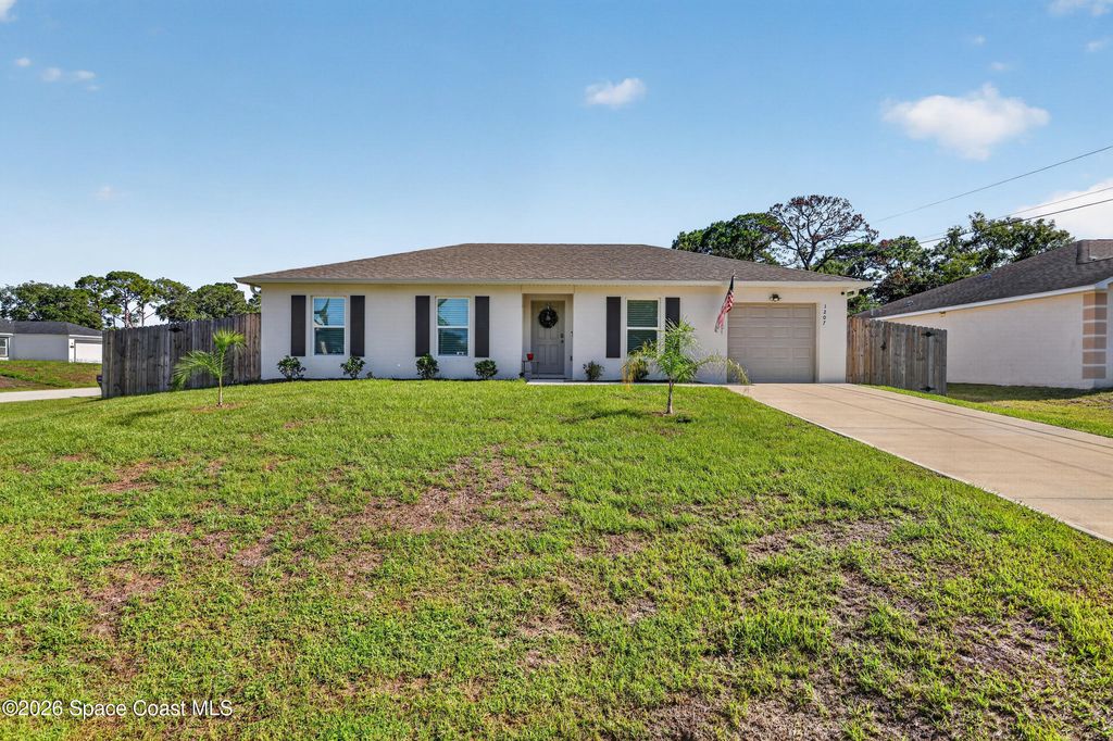 1207 Waffle Street SE, Palm Bay, FL 32909
