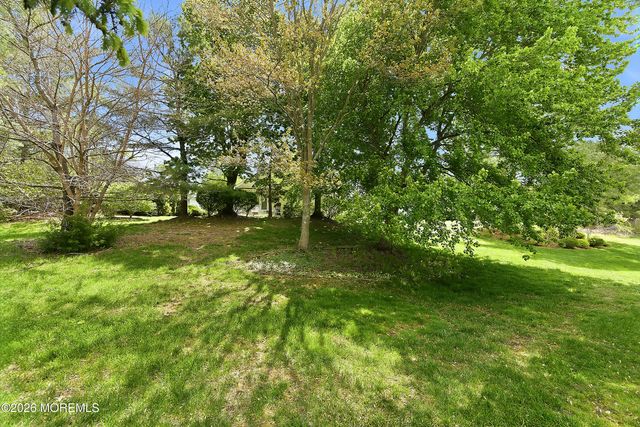 2579 Haverhill Court, Toms River, NJ 08755