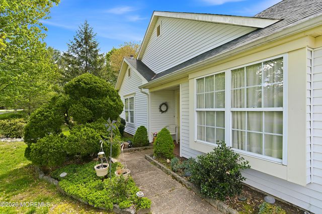 2579 Haverhill Court, Toms River, NJ 08755