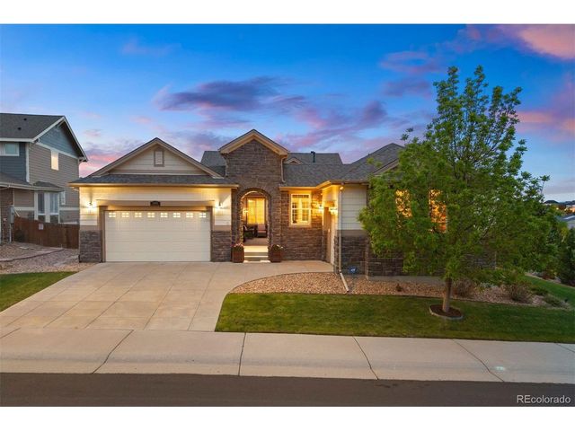 1676 Bent Wedge Pt, Castle Rock, CO 80109