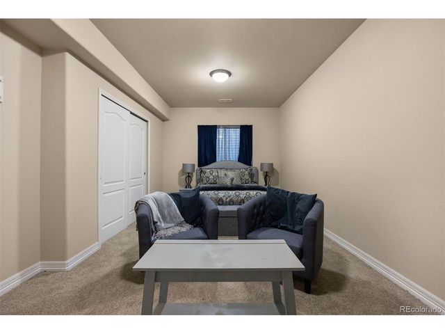 1676 Bent Wedge Pt, Castle Rock, CO 80109