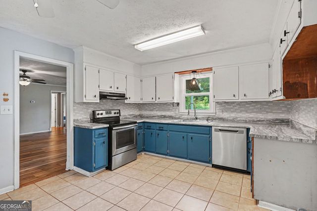 1422 Zebulon Road, Griffin, GA 30224