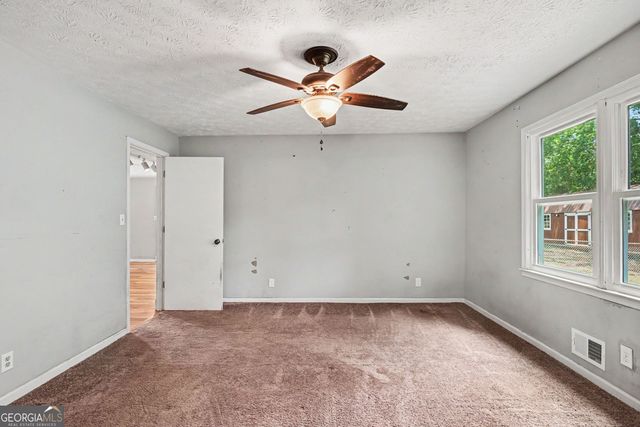 1422 Zebulon Road, Griffin, GA 30224