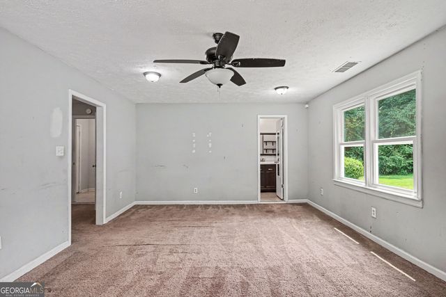 1422 Zebulon Road, Griffin, GA 30224