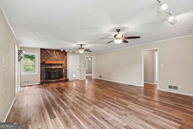1422 Zebulon Road, Griffin, GA 30224