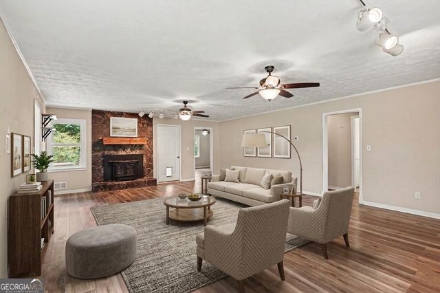 1422 Zebulon Road, Griffin, GA 30224