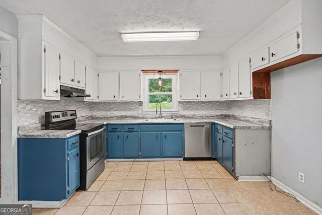 1422 Zebulon Road, Griffin, GA 30224