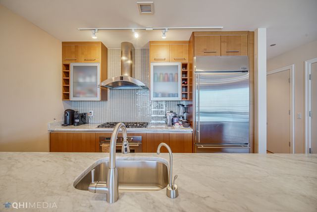 340 E RANDOLPH Street 4804, Chicago, IL 60601