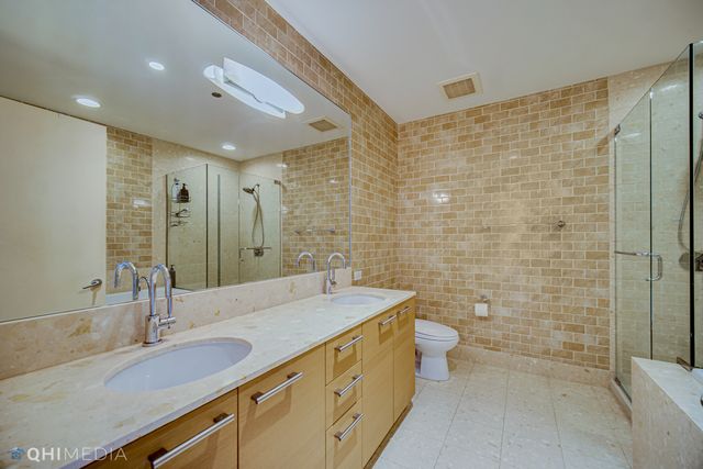 340 E RANDOLPH Street 4804, Chicago, IL 60601