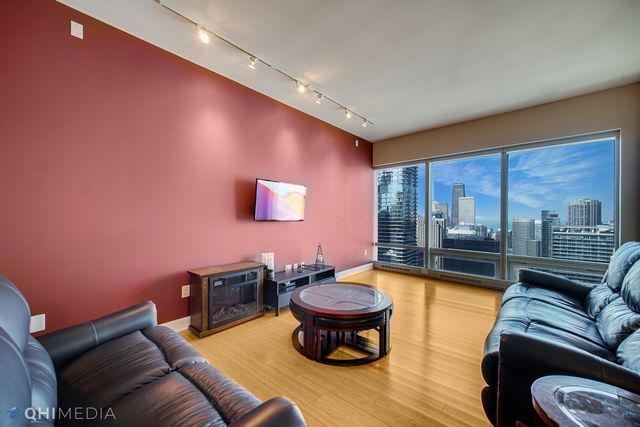 340 E RANDOLPH Street 4804, Chicago, IL 60601