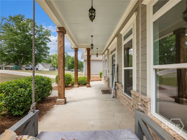 438 Lakewood Drive SW, Social Circle, GA 30025