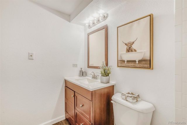 2190 S Holly Street 112, Denver, CO 80222