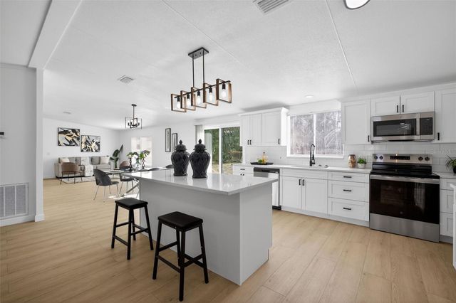 5136 ROCK DOVE LOOP, Lakeland, FL 33810