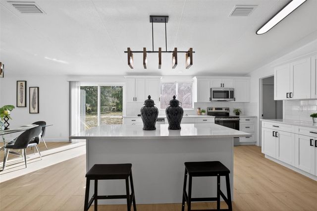 5136 ROCK DOVE LOOP, Lakeland, FL 33810