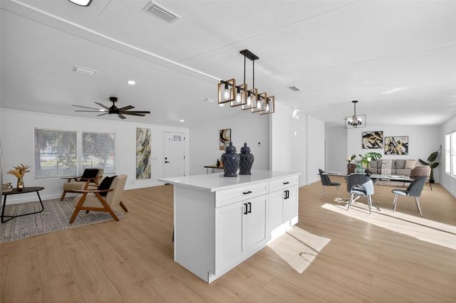 5136 ROCK DOVE LOOP, Lakeland, FL 33810