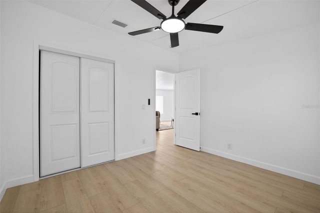 5136 ROCK DOVE LOOP, Lakeland, FL 33810