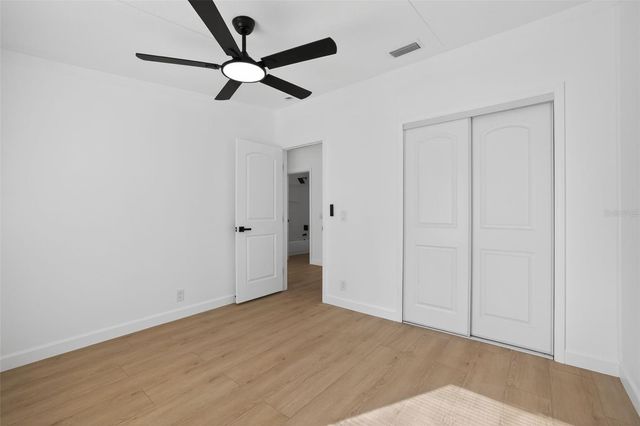 5136 ROCK DOVE LOOP, Lakeland, FL 33810