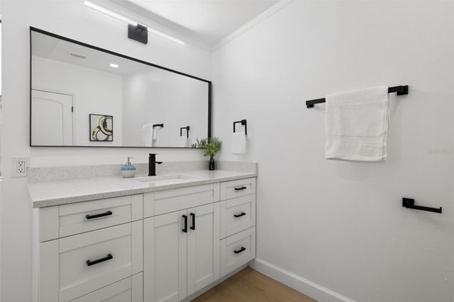 5136 ROCK DOVE LOOP, Lakeland, FL 33810