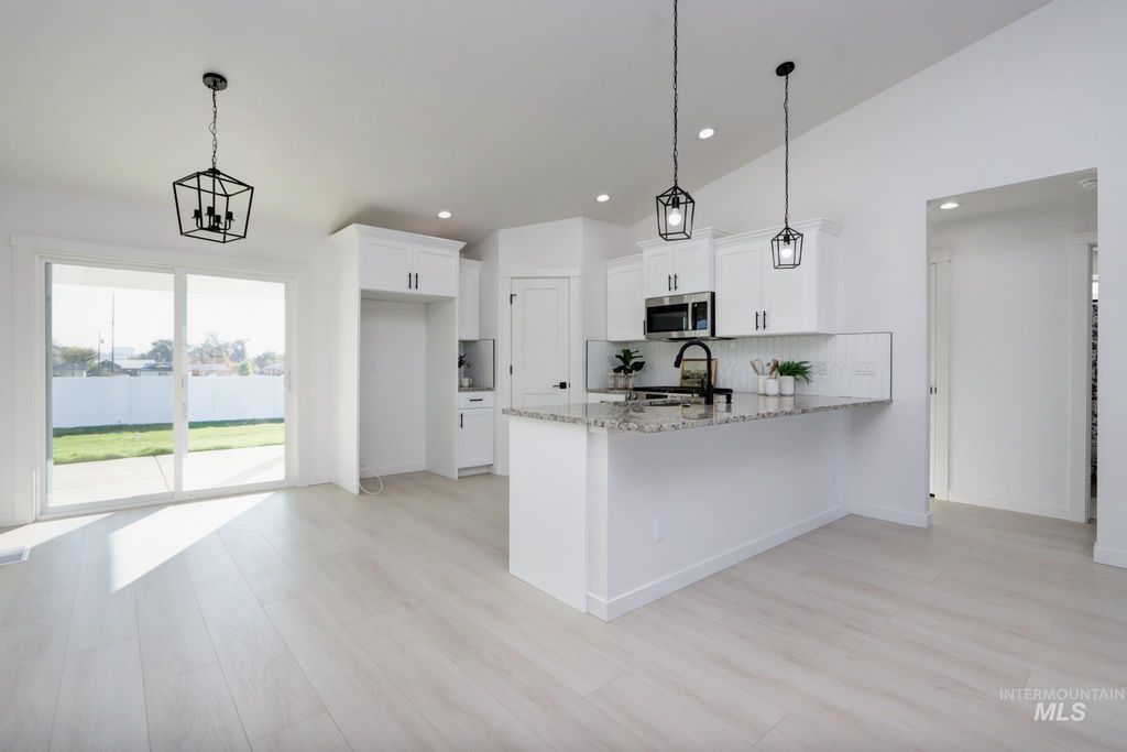 958 Sierra St, Vale, OR 97918 photo 6