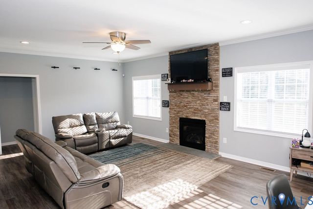 7706 Mary Page Ln, Chesterfield, VA 23237