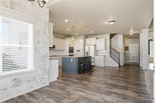 6129 Shannon Woods Way, Hope Mills, NC 28348