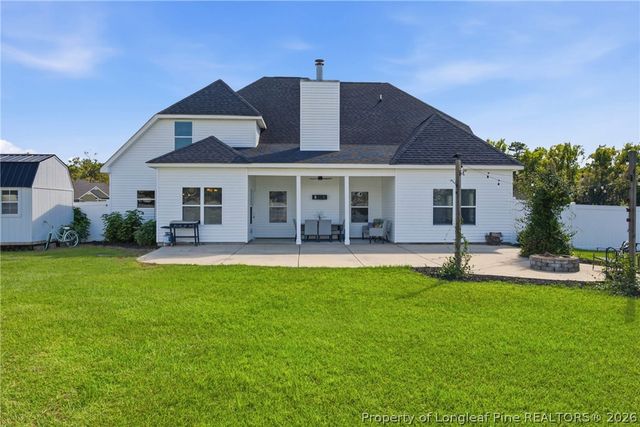 6129 Shannon Woods Way, Hope Mills, NC 28348