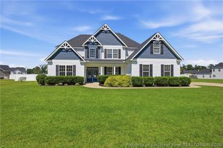 6129 Shannon Woods Way, Hope Mills, NC 28348