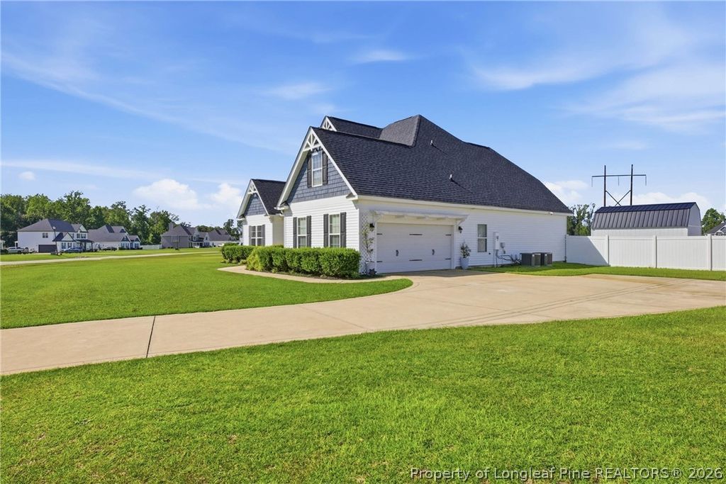6129 Shannon Woods Way, Hope Mills, NC 28348 — photo 2