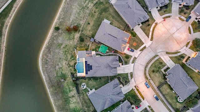 19903 Oakland Knoll Circle, Richmond, TX 77407