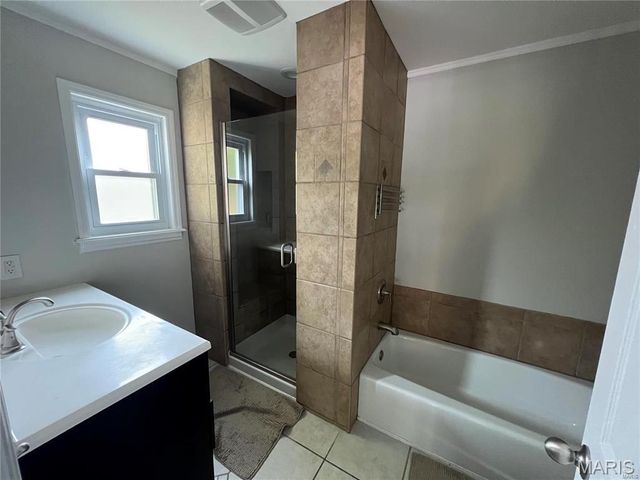 1272 Beaver Creek Road, Chesterfield, MO 63017