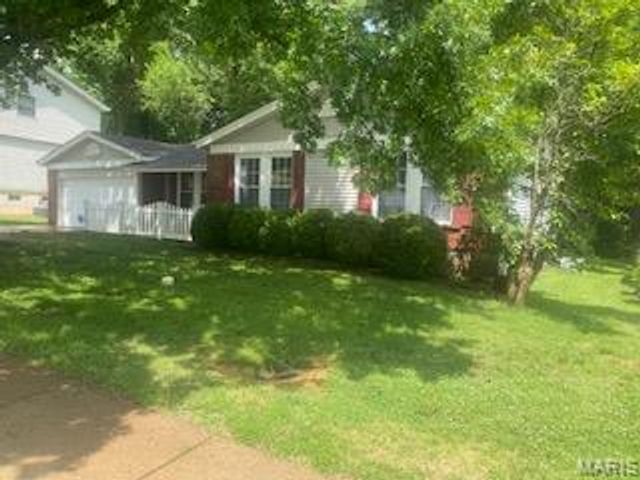 1272 Beaver Creek Road, Chesterfield, MO 63017