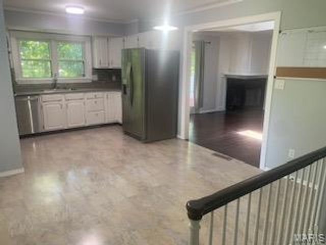 1272 Beaver Creek Road, Chesterfield, MO 63017