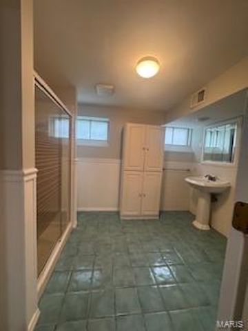 1272 Beaver Creek Road, Chesterfield, MO 63017