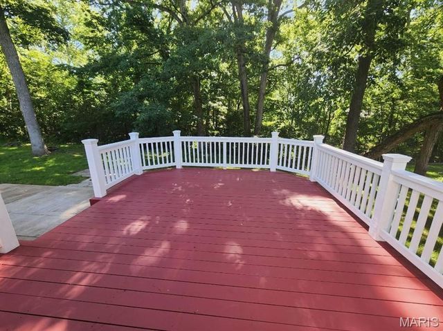 1272 Beaver Creek Road, Chesterfield, MO 63017