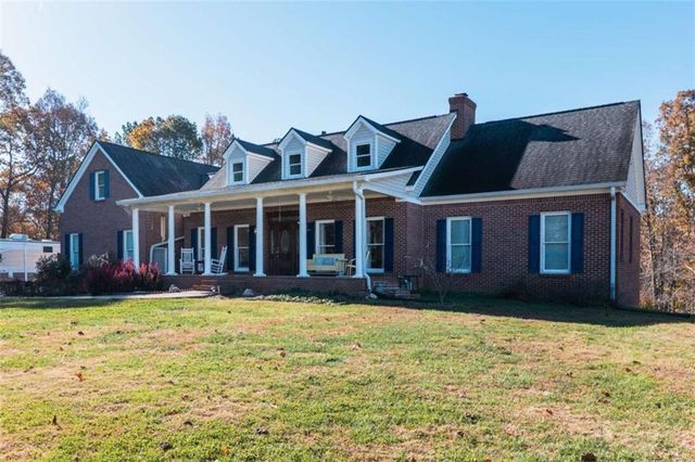 701 Tatum Road, Talking Rock, GA 30175