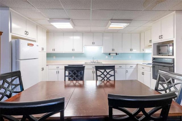 701 Tatum Road, Talking Rock, GA 30175