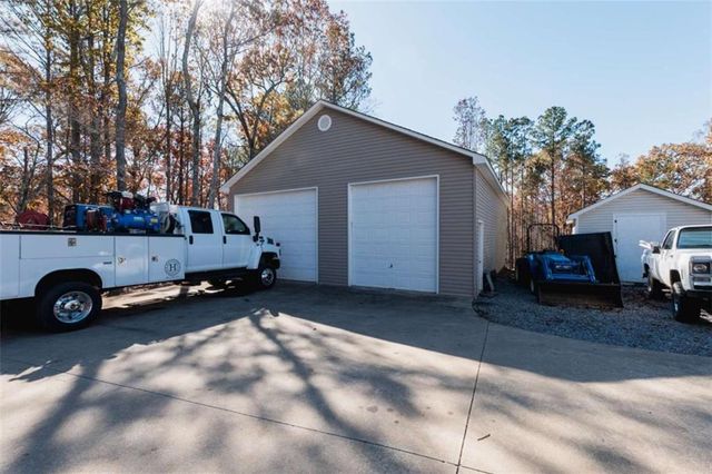 701 Tatum Road, Talking Rock, GA 30175