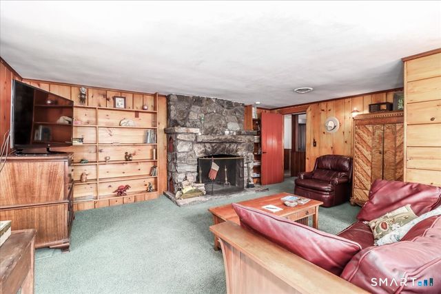 363 State Route 37, New Fairfield, CT 06812