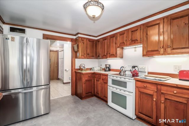 363 State Route 37, New Fairfield, CT 06812