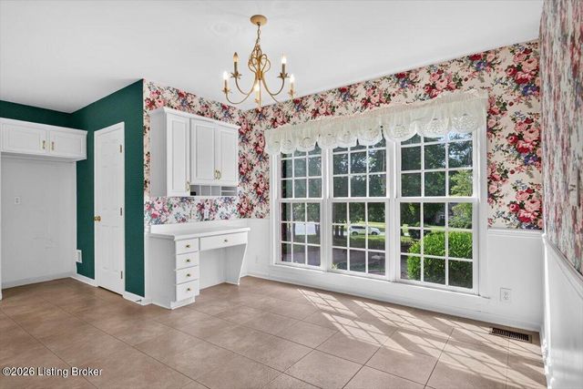 4416 Abbott Grove Dr, Crestwood, KY 40014