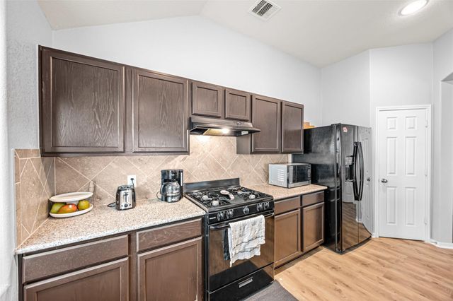 1062 Carolina Wren Circle, Houston, TX 77073