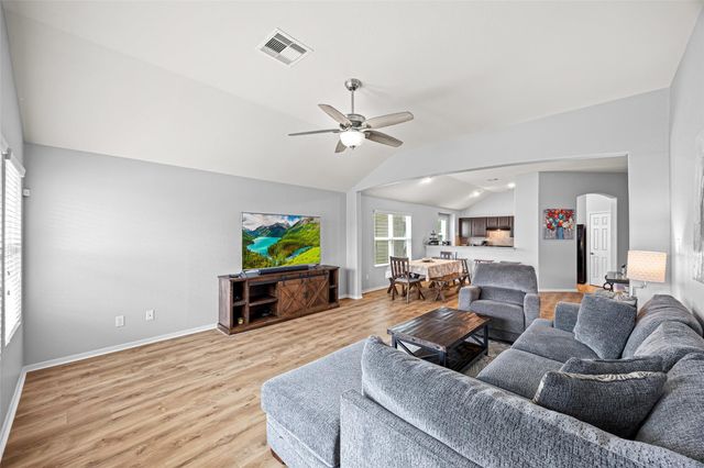 1062 Carolina Wren Circle, Houston, TX 77073