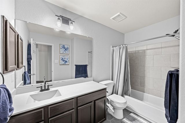 1062 Carolina Wren Circle, Houston, TX 77073