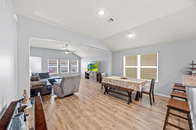 1062 Carolina Wren Circle, Houston, TX 77073