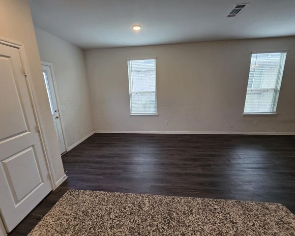 305 Lippizan Drive, Alvin, TX 77511