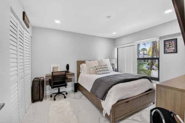 6760 Willow Wood Drive 1204, Boca Raton, FL 33434