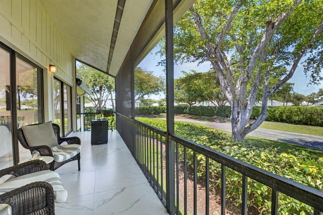 6760 Willow Wood Drive 1204, Boca Raton, FL 33434